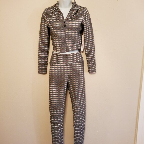 Two Pieces Honeycomb Active Bun Sculp Seam Leggings Size S/M. - Picture 9 of 15